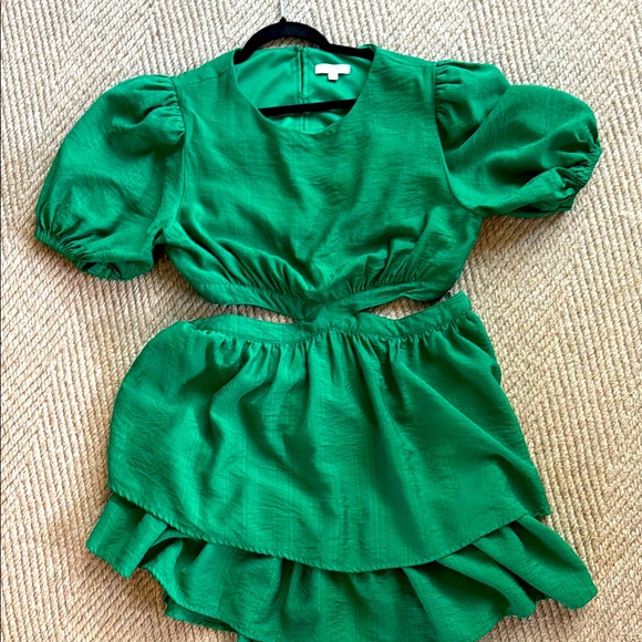 Flying Tomato Dresses & Skirts - Flying Tomato Emerald Green Dress